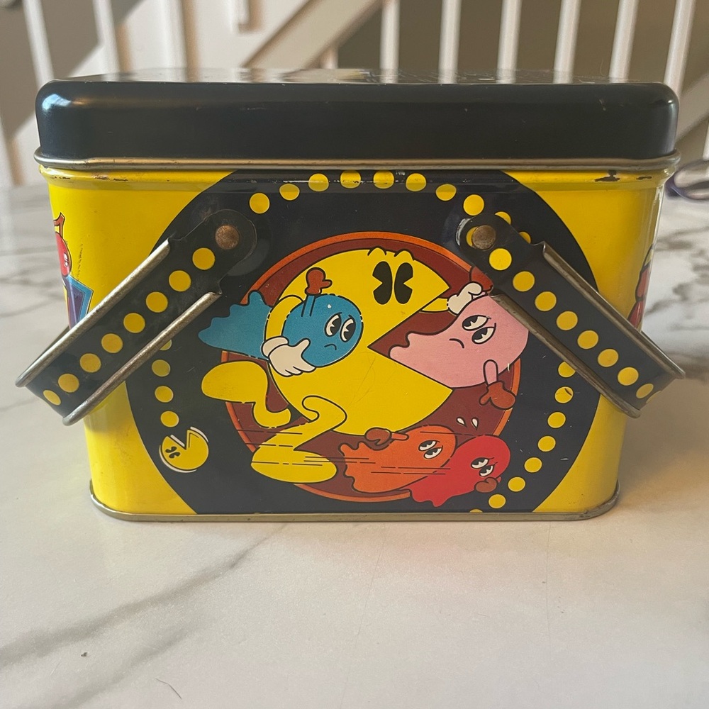 VTG Pac-Man Ghosts Black Yellow Metal Tin Container Handles Bally Midway 1980